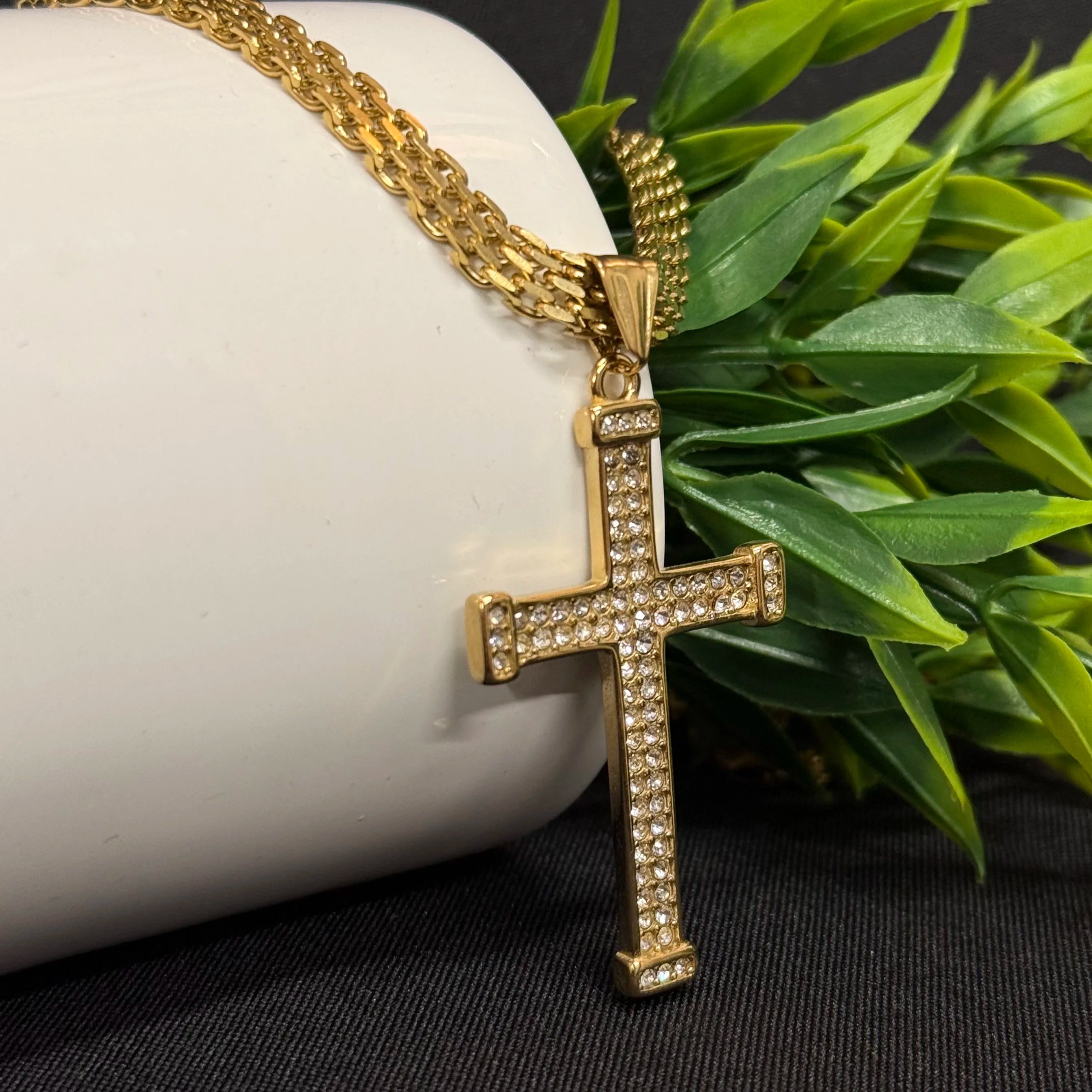 Dije Cruz Diamantada